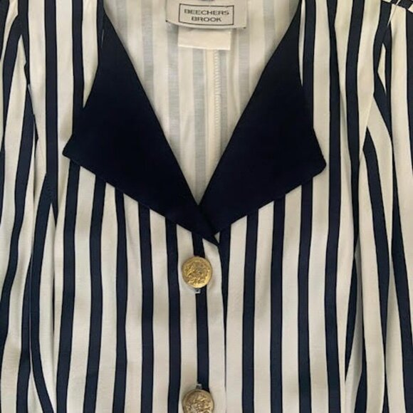 VINTAGE Nautical Blazer & Shorts Set,  Old money,  Coastal Outfit, Classy & Chic - Picture 4 of 10